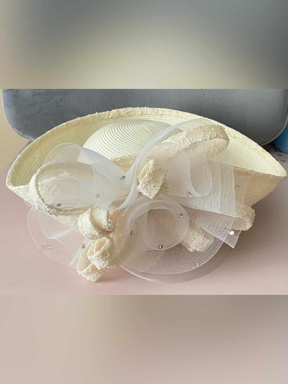 Elegant Ivory Lace Trim Women's Dress Hat with Tulle Embellishment